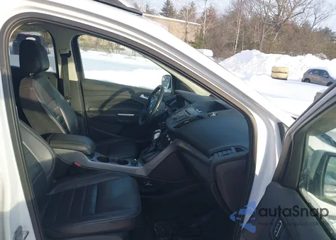 2016 Ford Escape Se from USA, damaged, VIN 1FMCU9GX8GUB51496